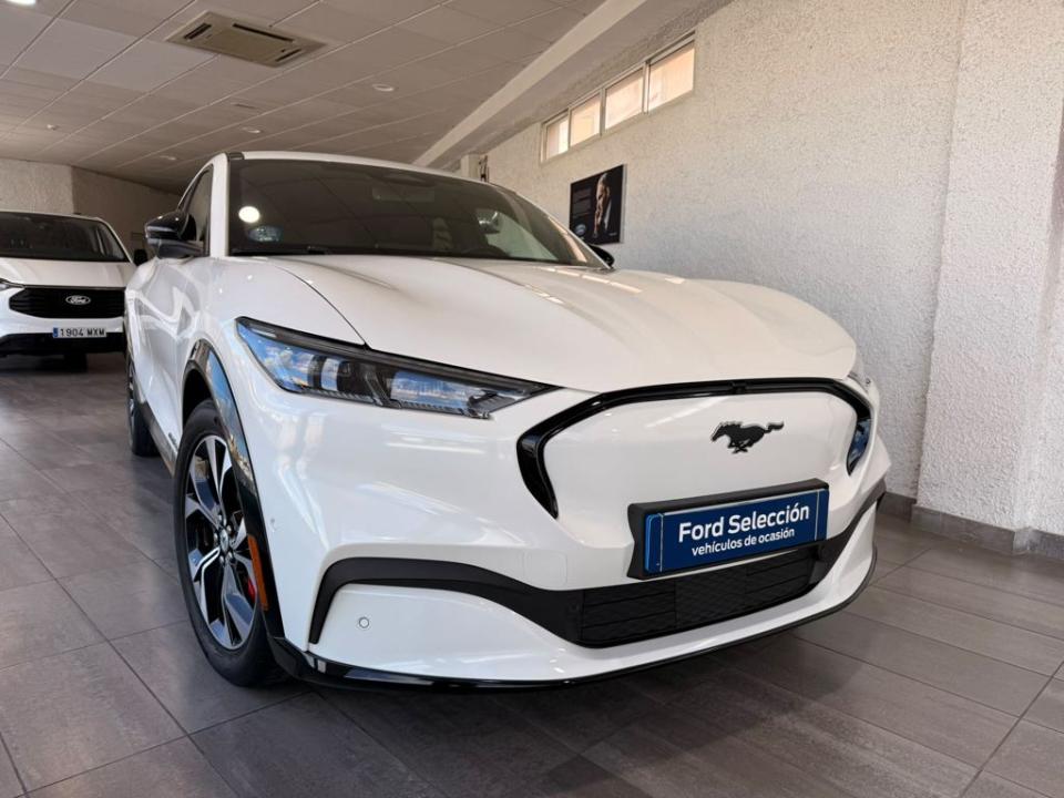 Ford Mustang Mach-E Premium AWD Rango estandar 2024